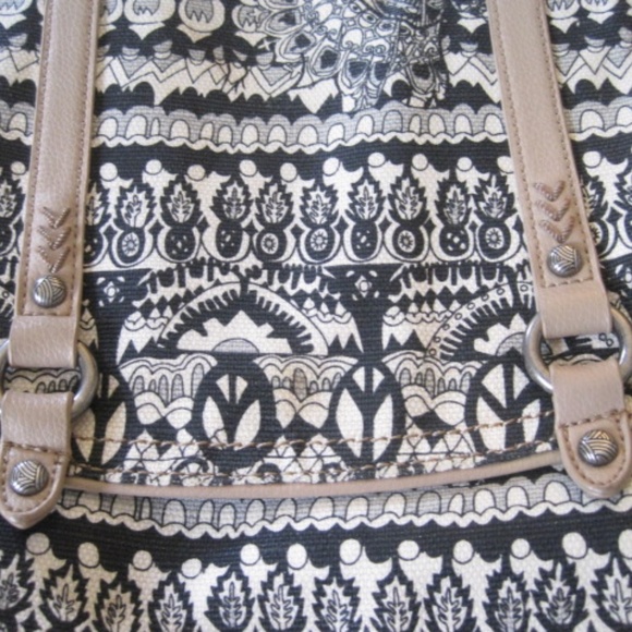 Sakroots One World Artist Circle Backpack - Picture 2 of 11